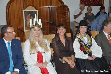 Miles de personas celebran el día de Santa Lucía en Las Tirajanas (Foto Francisco Javier Santana)